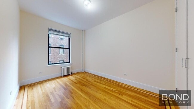 Building Photo - 200 Riverside Dr Unit 4C Rental