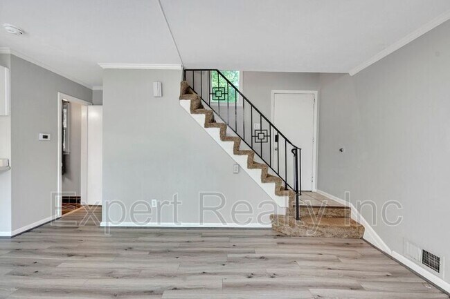 Photo - 3425 Mountainside Rd