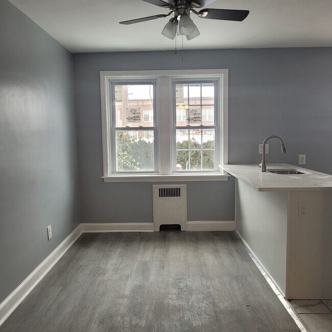 Photo - Showing now!