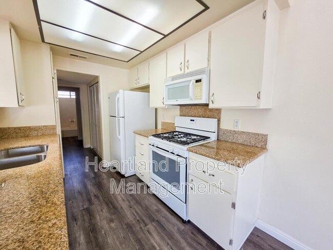 Photo - 2135 E Valley Pkwy Unit #75