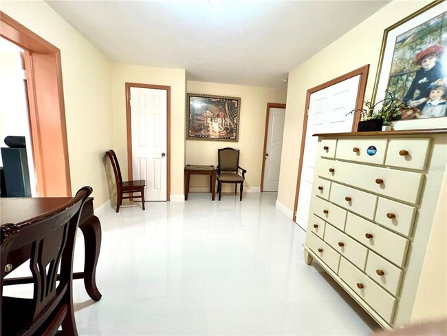 Photo - 5009 Deauville Dr