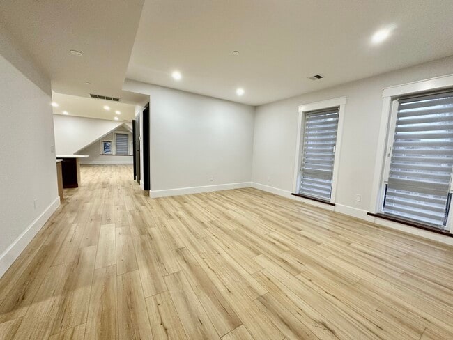 Photo - 102 Mount Pleasant Ave Unidad 3