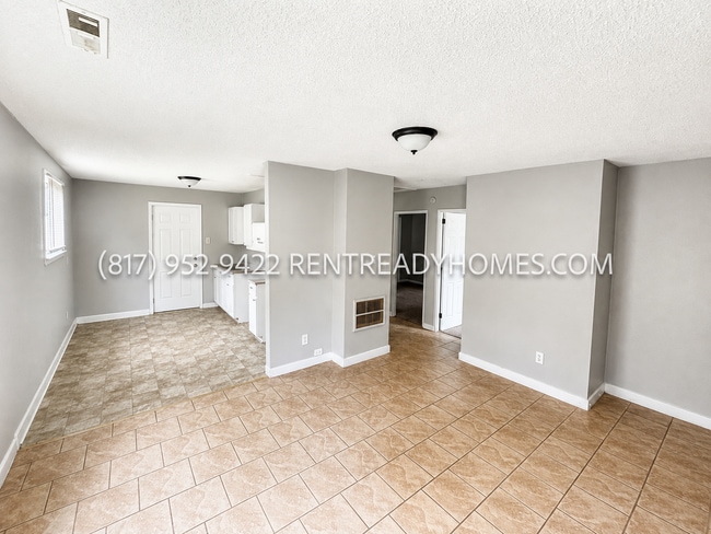 Photo - 501 Henson St