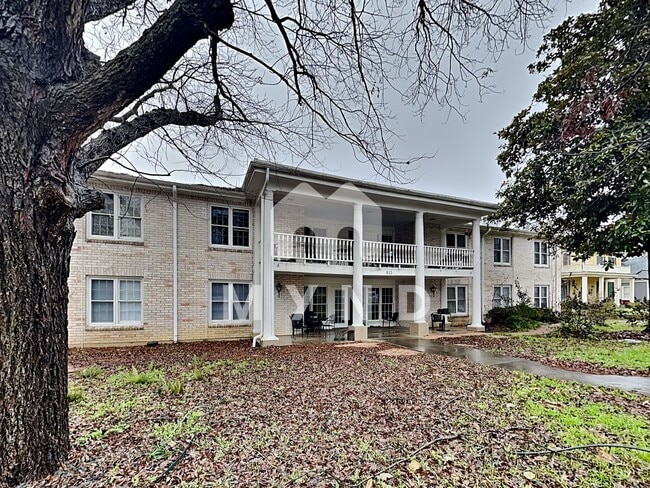 613 W San Antonio St Unit 111 - 613 W San Antonio St Unit 111 Unidad 111 Rental