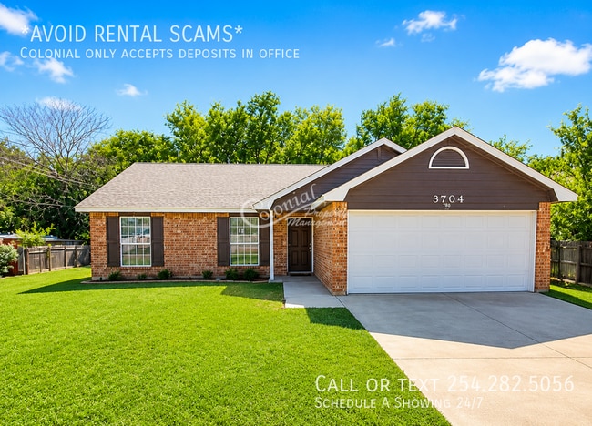 Building Photo - 3704 Saratoga-