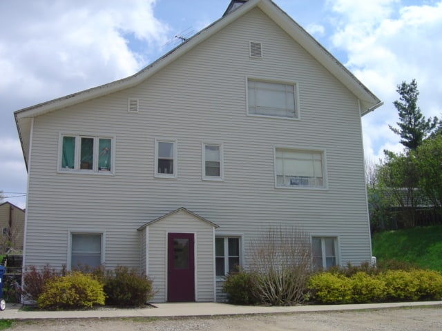 Photo - 232 N Lake St SE Unit 1