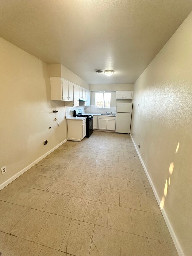 Photo - 19 E Saginaw Way Unit 102