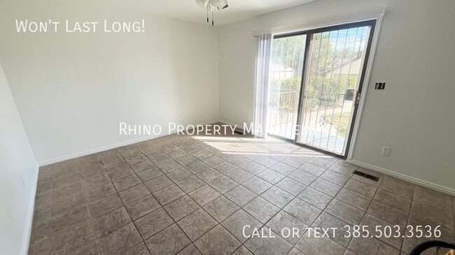 Photo - 825 W Arapahoe Ave Unit A