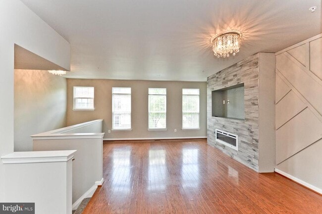 Photo - 8315 Gibbs Way