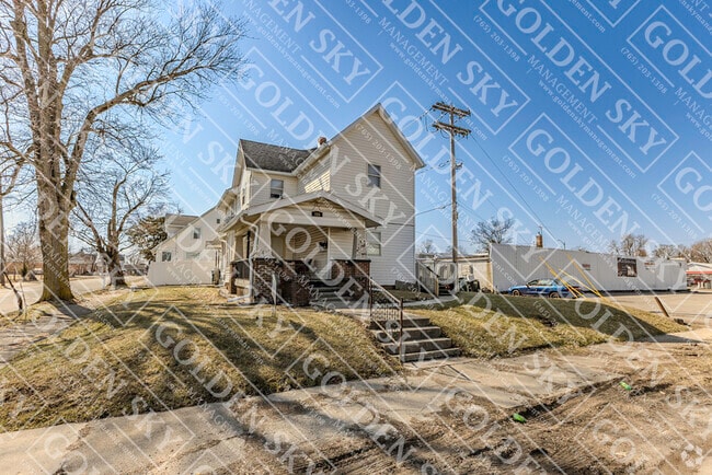 Building Photo - 115 E Willard St Unit 2 Rental