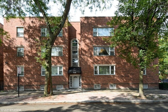 Building Photo - 702 S Lytle St Unit 2N Rental
