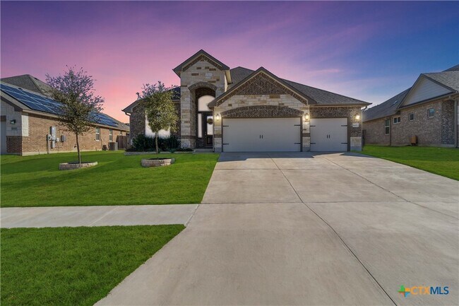 Building Photo - 8402 Ridge Crest Dr Rental