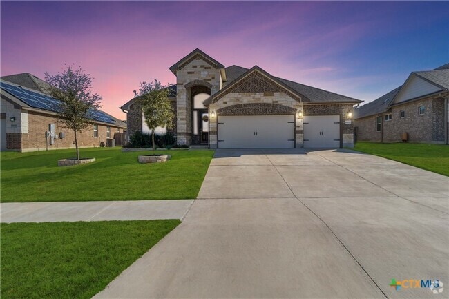 Building Photo - 8402 Ridge Crest Dr Rental