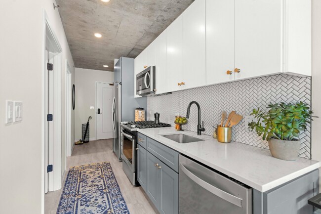 Photo - 203 W Huron St