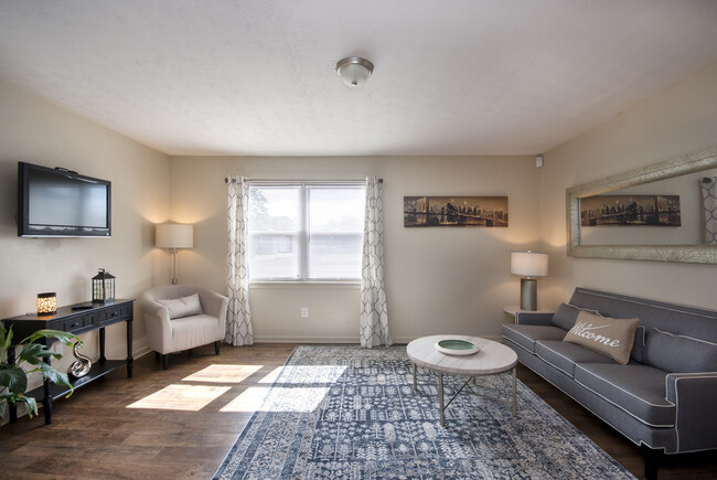 Living Room - Augusta Road Apartments