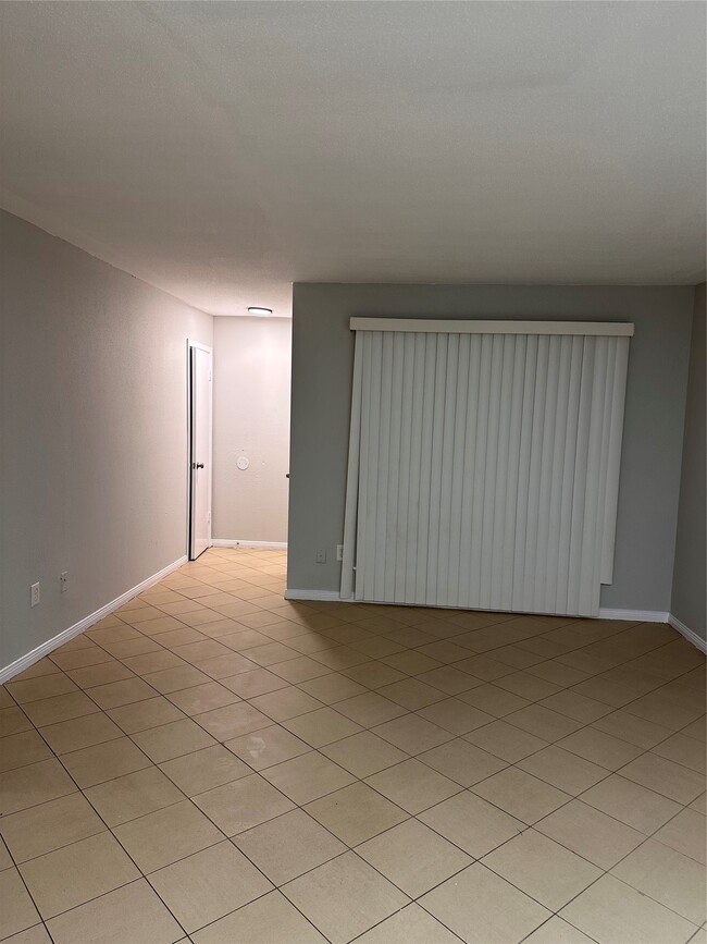 Photo - 8801 Hammerly Blvd Unit 909