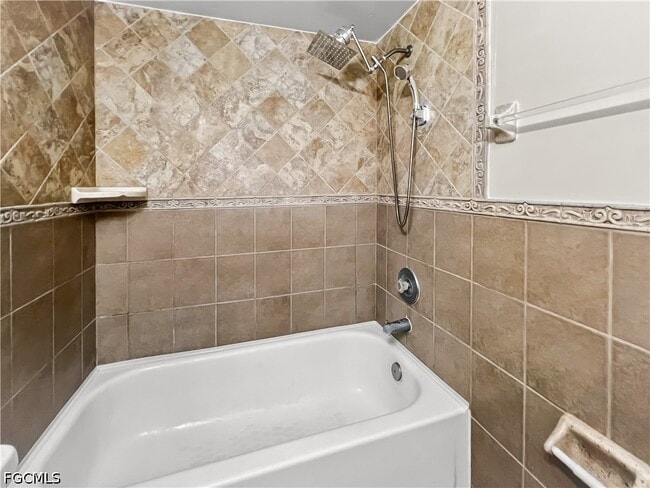 Photo - 2704 Owen Ave S