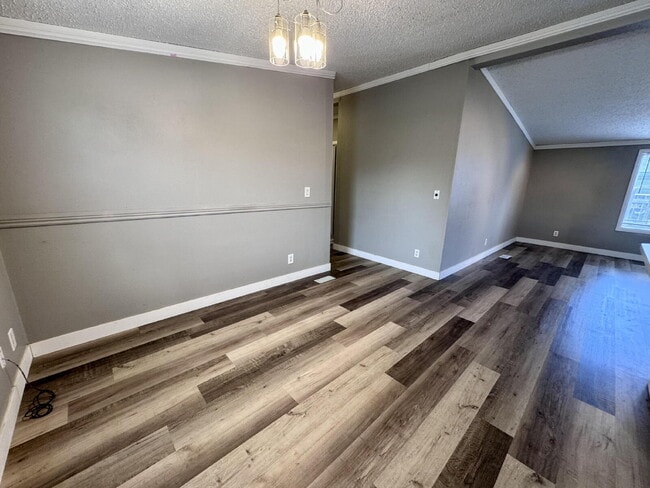 Photo - 1771 Eaton St