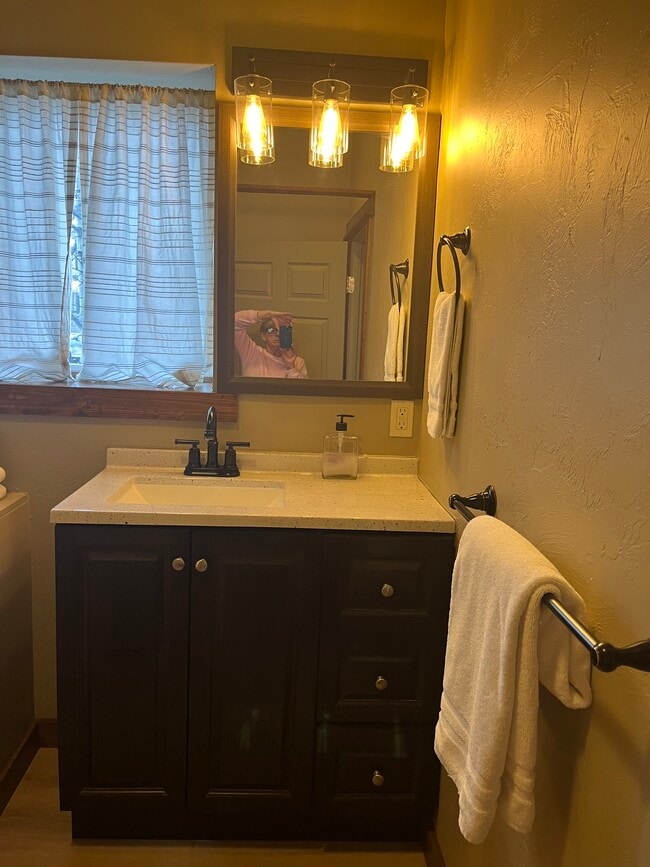 Photo - 2946 N 27th Ave