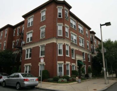 Building Photo - 11 Barrows St Rental
