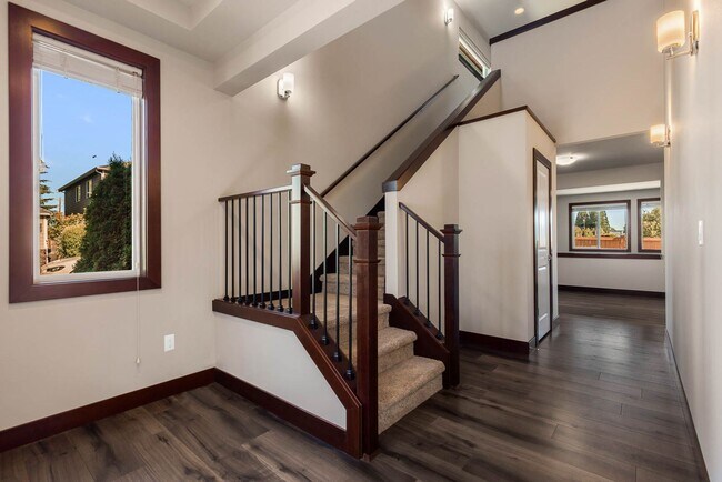 Photo - Modern Bothell Home in Kingsbury Community