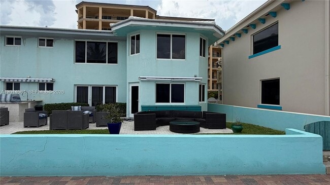 Photo - 3400 N Surf Rd Unit 1