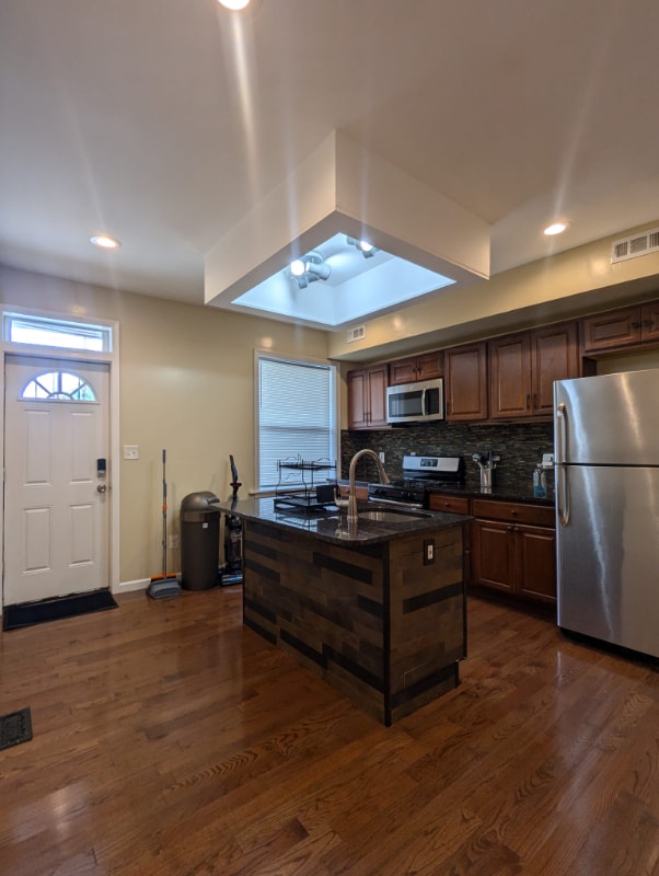 Photo - 3520 E Fayette St