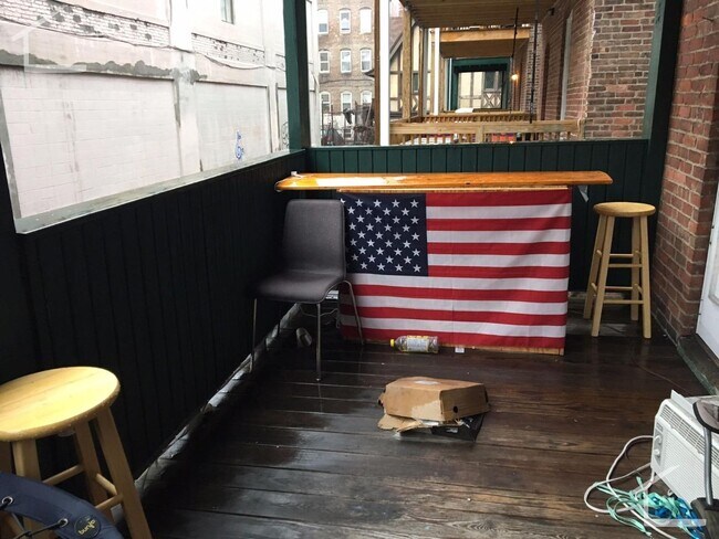 Photo - Unique and Unique BU Unique Apt