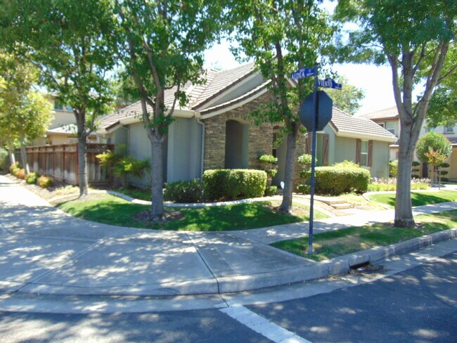 Photo - Beautiful 3 bed 2 Bath Home in Mountain House