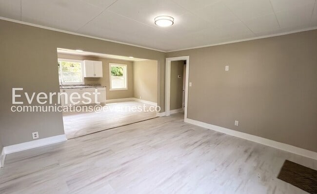 Photo - 3 Bed/1 Bath Home with Off-Street Parking / Available Now!