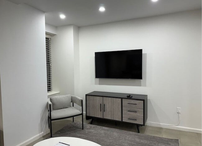 754 9th Ave Unit SI FL10-ID1017471P