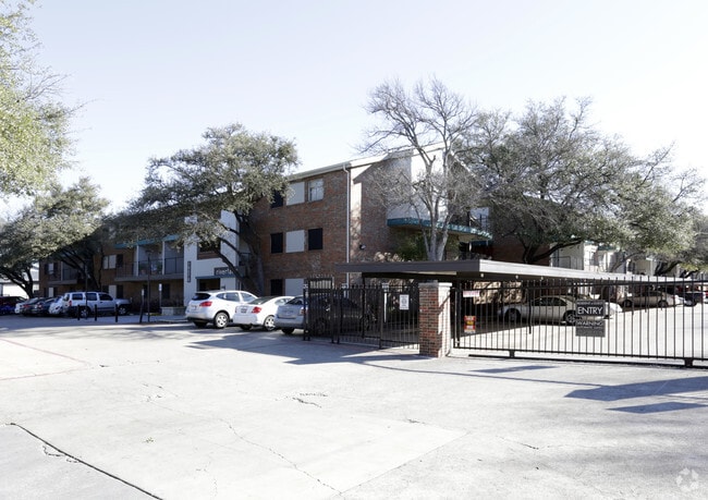 Building Photo - Riverfalls at Bellmar