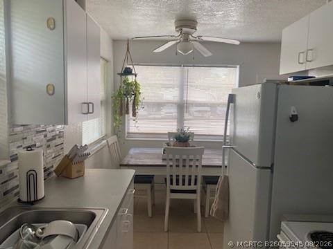 Photo - 841 NE 40th St