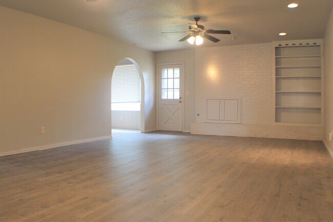 Photo - Charming Brick Home with Modern Comforts!