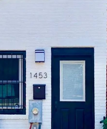 Photo - 1453 Holbrook St NE