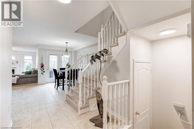 Photo - 1004 Donnelly St