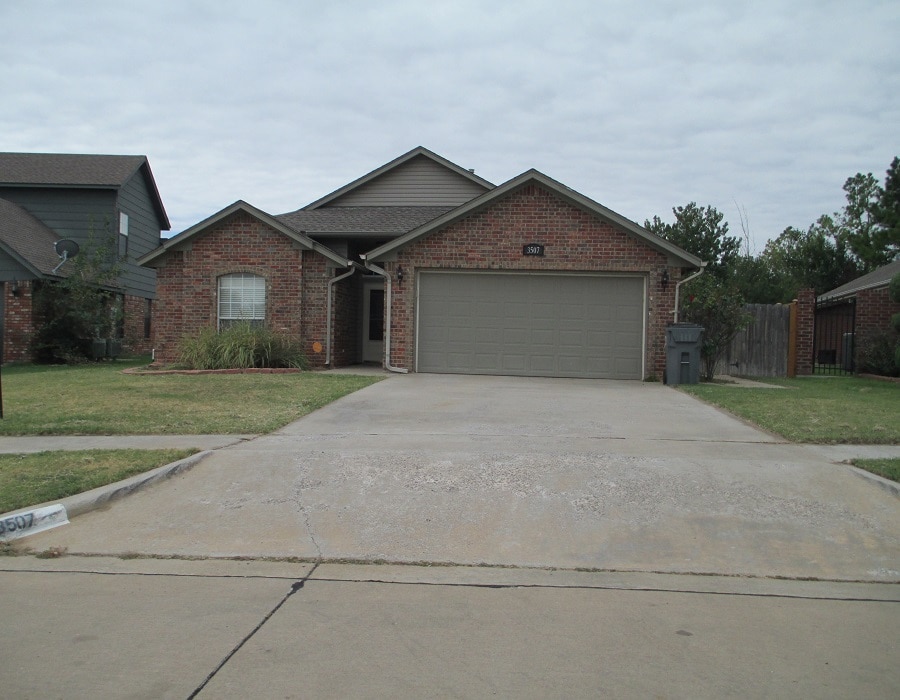 Photo - 3507 NE 35th St
