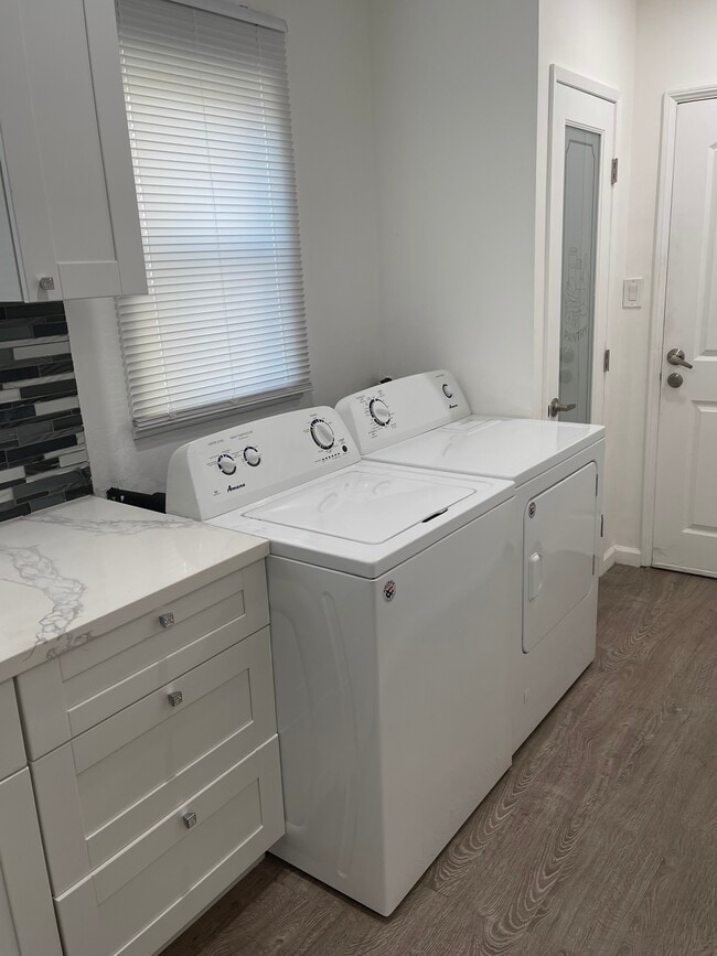 Photo - 10917 Ayres Ave Unit Sam