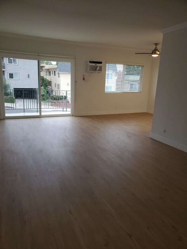 Photo - 10970 Palms Blvd