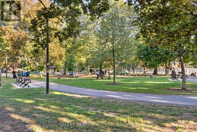 Photo - 86 Argyle St