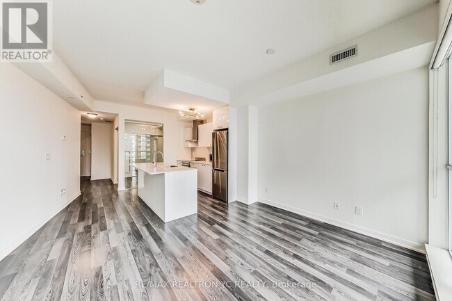 Photo - 51 E Liberty St Unit 1705