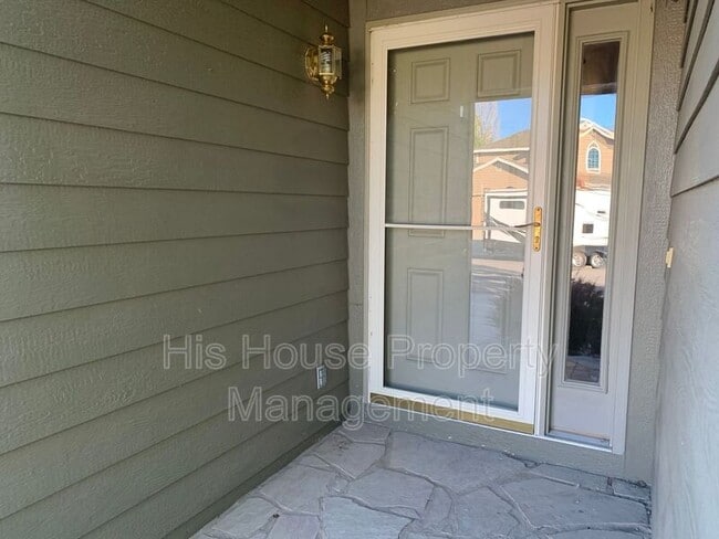 Photo - 208 Whitney Bay