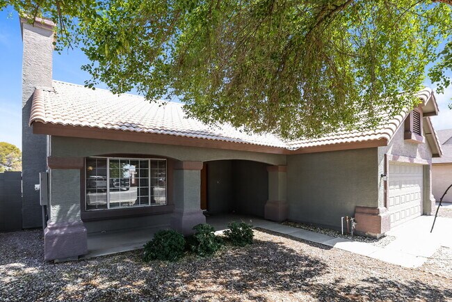 Photo - 5307 N 79th Dr