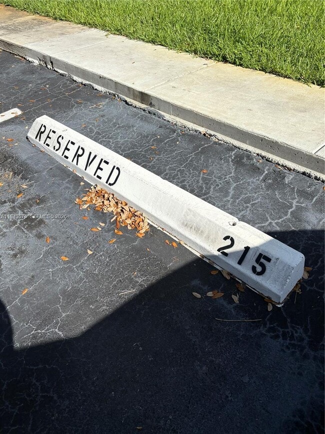 Photo - 5981 Washington St Unit 215