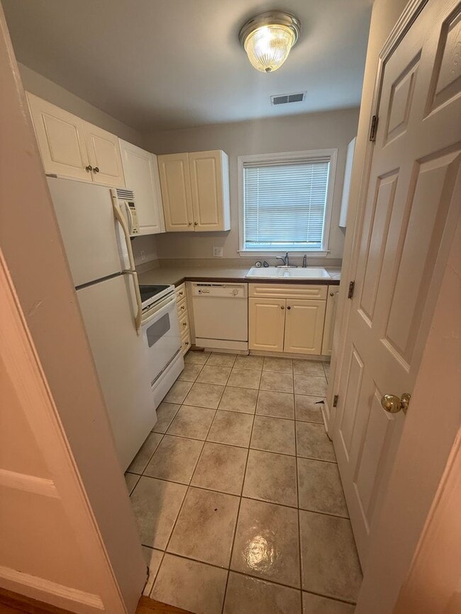 Photo - 1314 Edgewood Ave Unit 1314-B