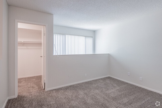 1BR, 1BA