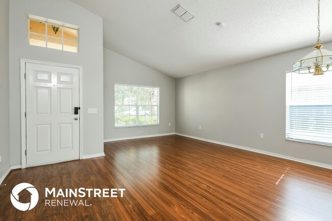 Photo - 1170 Creekview Ct