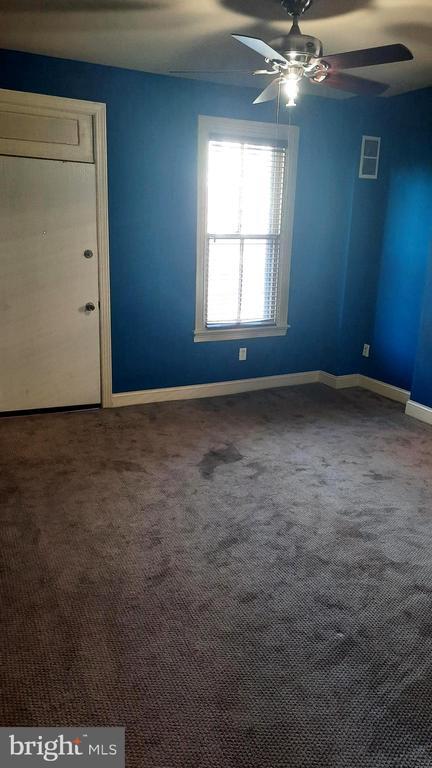 Photo - 238 Muench St