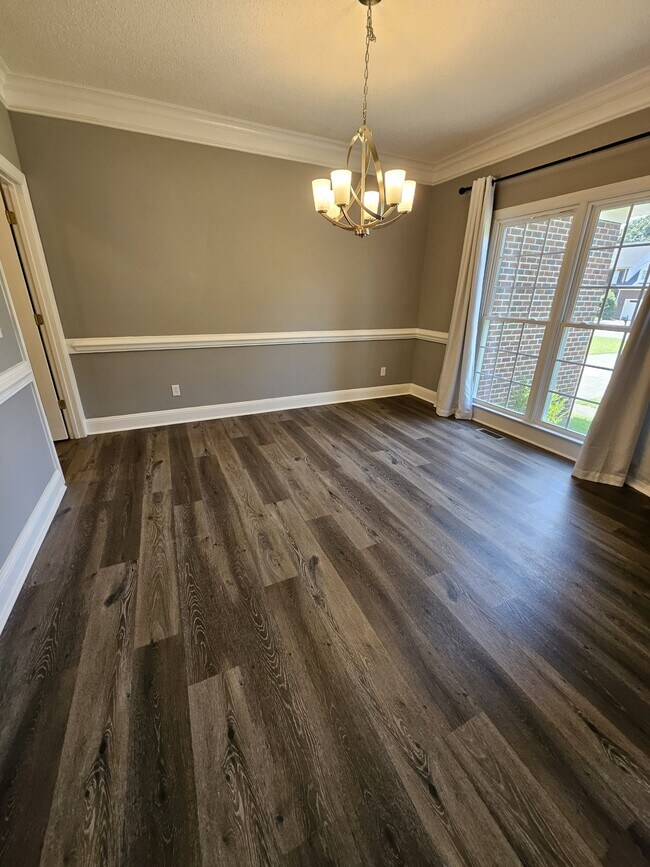 Photo - 214 N Marion Dr
