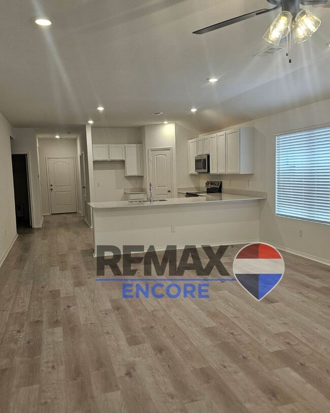 Photo - Sorry No Smoking/Vaping and Pets Permitted with Restrictions